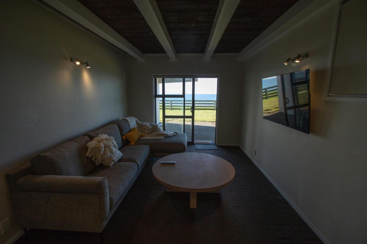 Wills On The Water Beachfront Apartment Bell Block Eksteriør bilde